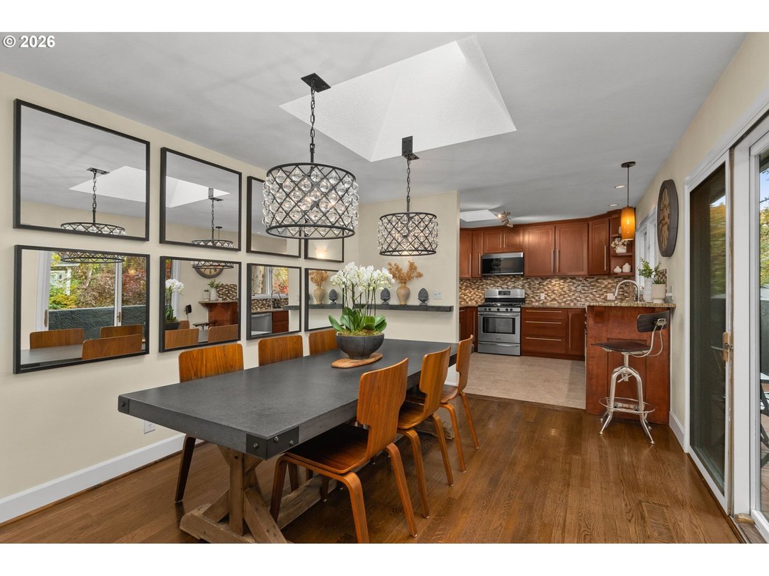 House in Lake Oswego, Oregon, United States 5 - 18247971