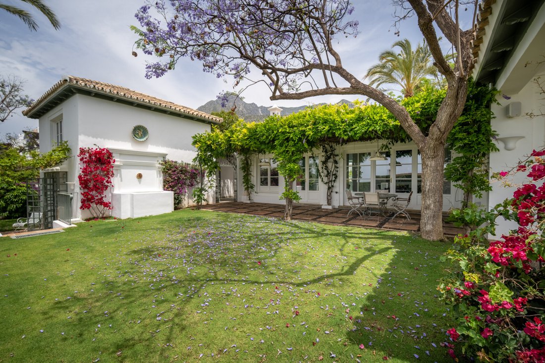 Villa in Sierra Blanca, Marbella, Spain 2 - 18248450