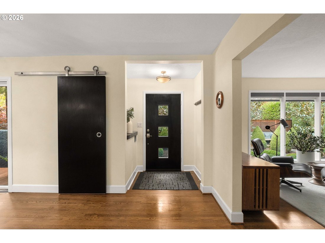 House in Lake Oswego, Oregon, United States 4 - 18247971