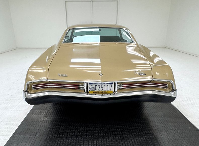 Coupe in Morgantown, United States 4 - 18248370