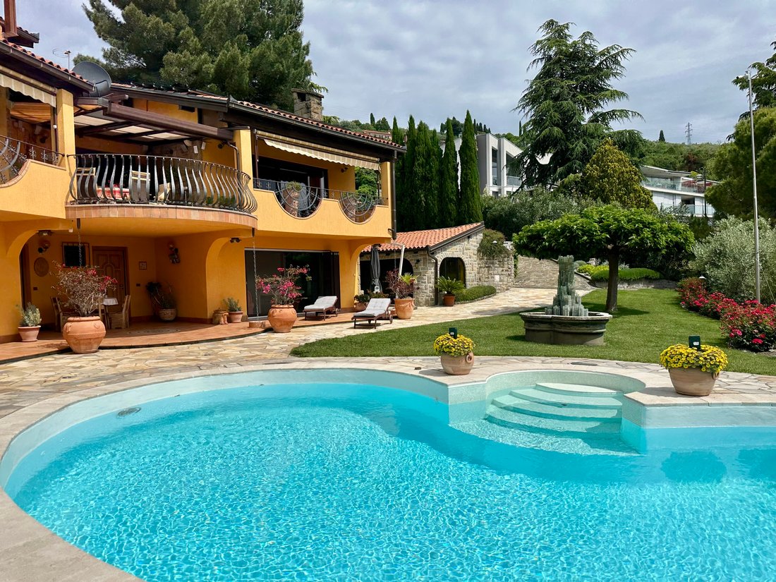 Villa in Portorož, Piran, Slovenia 1 - 18247573