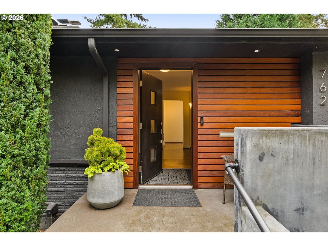 House in Lake Oswego, Oregon, United States 3 - 18247971
