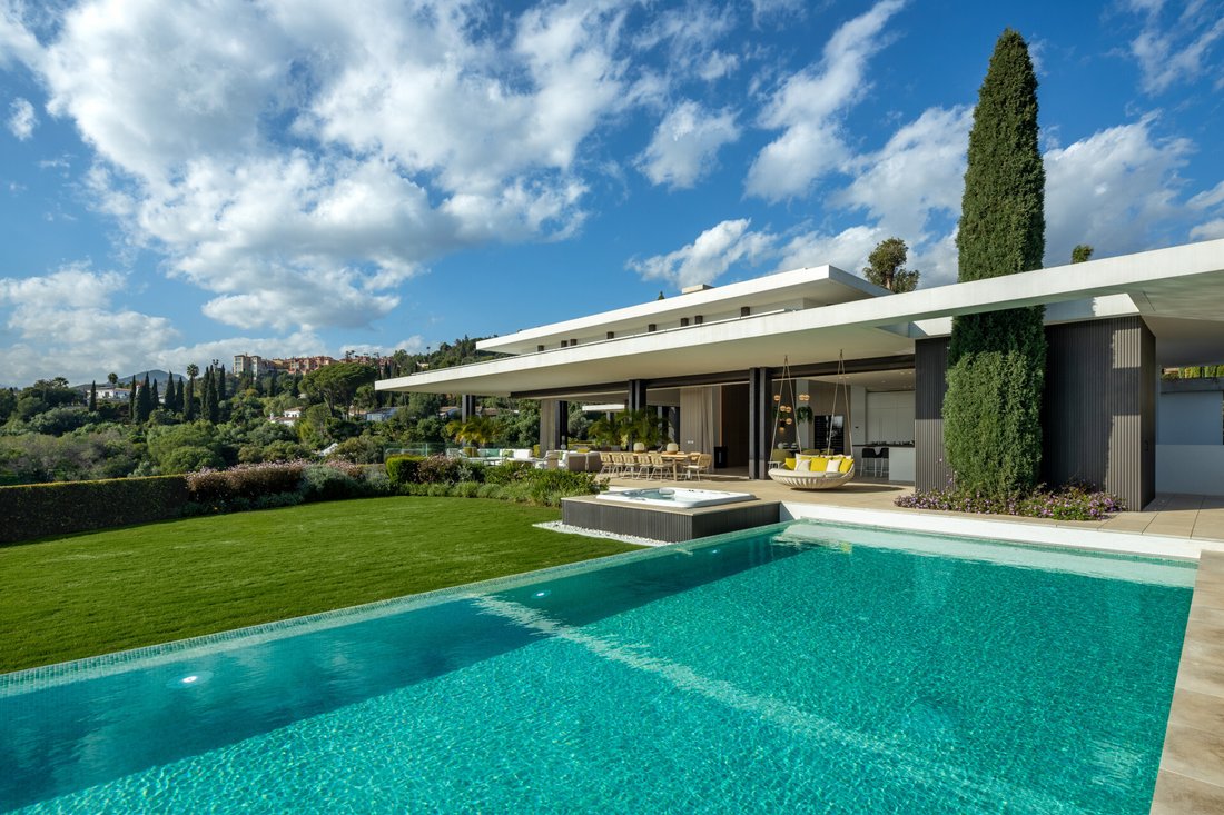 Villa in Benahavis, Andalusia, Spain 3 - 18248083