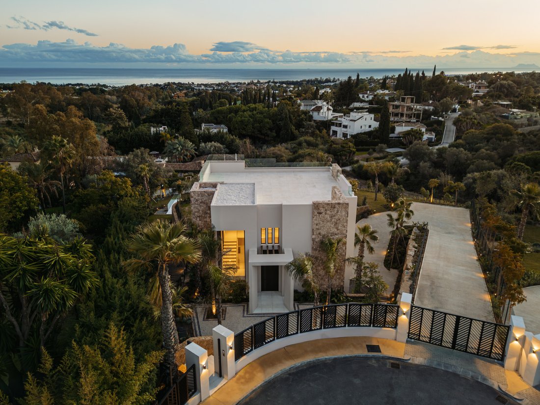 Villa in Marbella, Andalusia, Spain 2 - 18248372