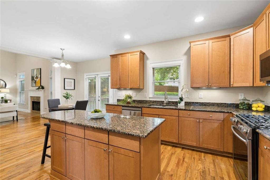 House in Avondale Estates, Georgia, United States 2 - 18248135