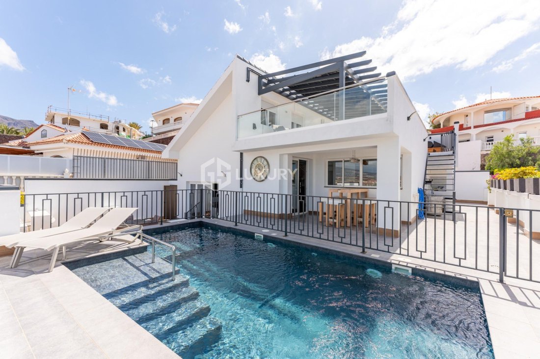 House in Costa Adeje, Adeje, Canary Islands 1 - 18248281
