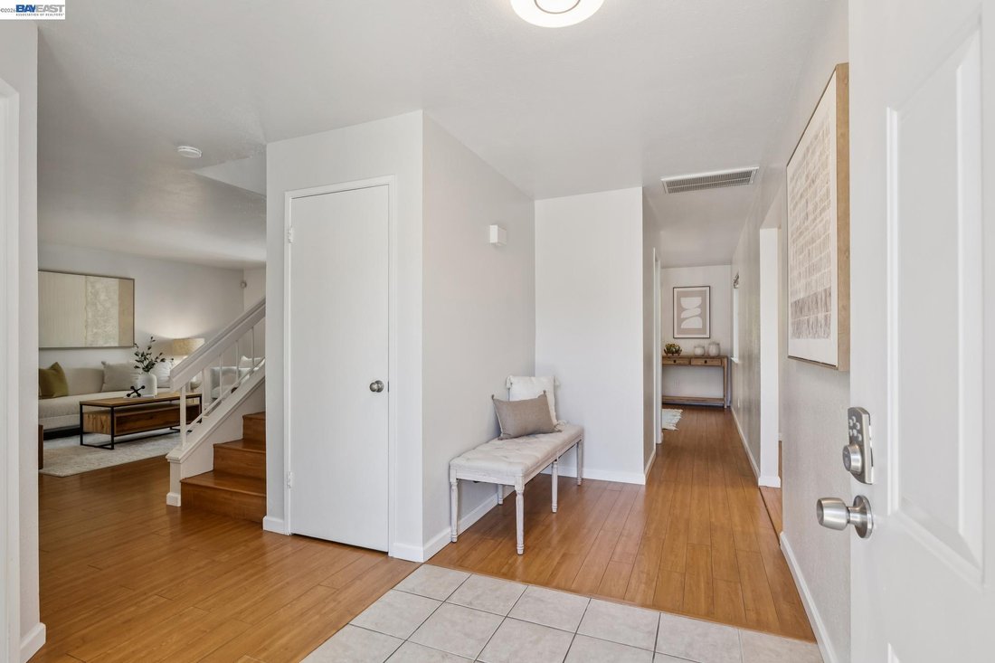 House in Hayward, California, United States 3 - 18248007
