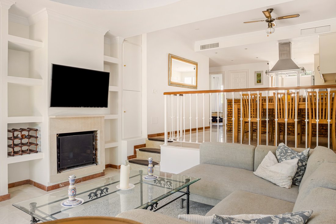 Townhouse in Nueva Andalucia, Marbella, Spain 4 - 18248374