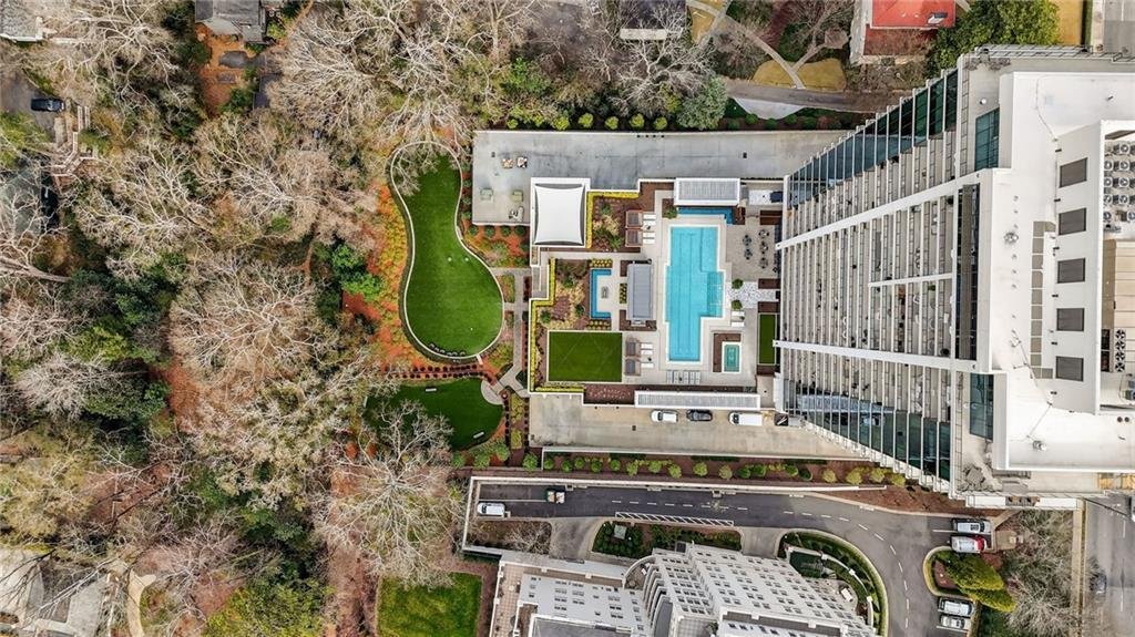 Condo in Atlanta, Georgia, United States 3 - 18248130
