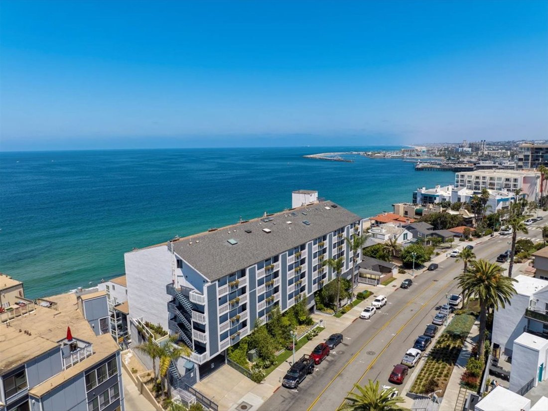 Condo in Torrance, California, United States 5 - 16848358