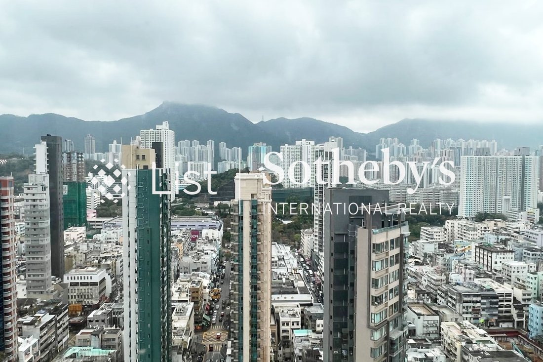 Apartment in Kowloon City, Hong Kong 3 - 18247527