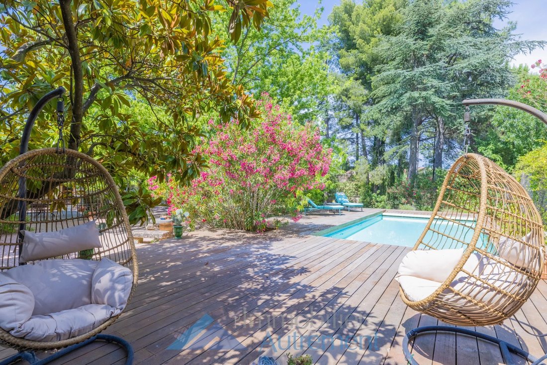 Villa in Le Tholonet, Provence-Alpes-Côte d'Azur, France 2 - 18247701