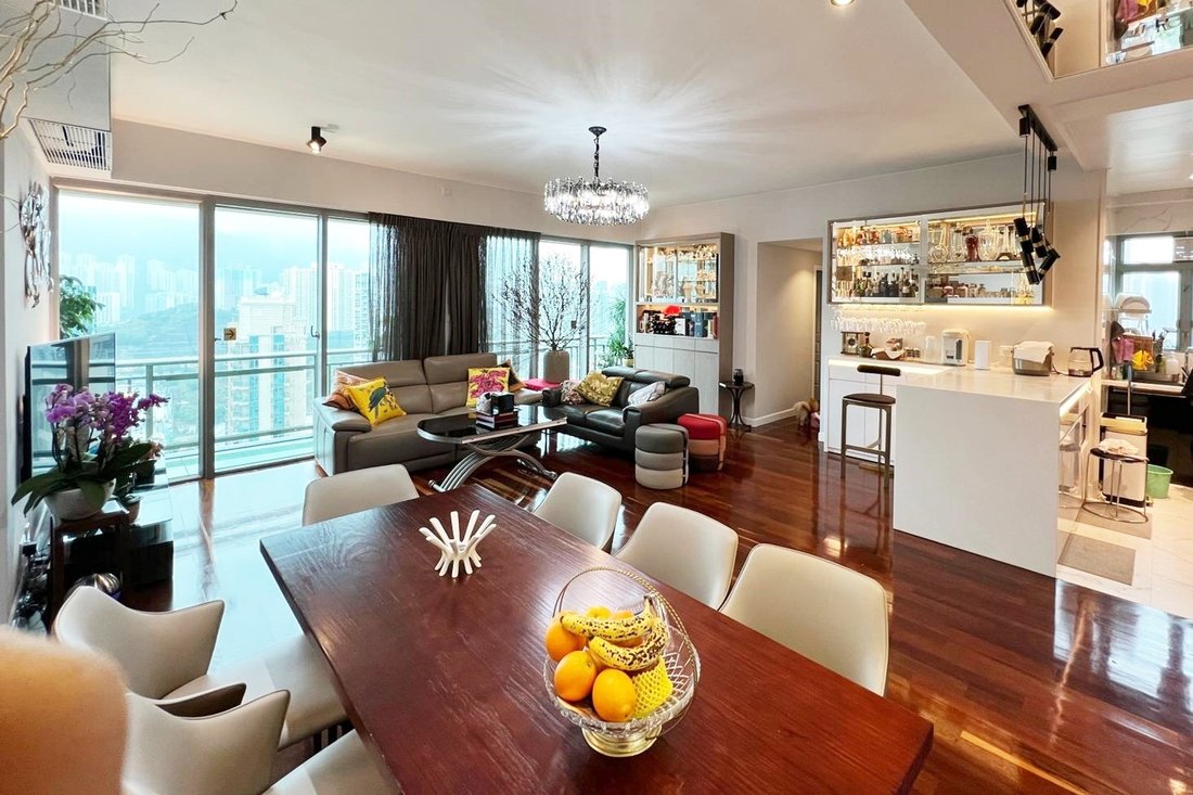 Apartment in Kowloon City, Hong Kong 1 - 18247527