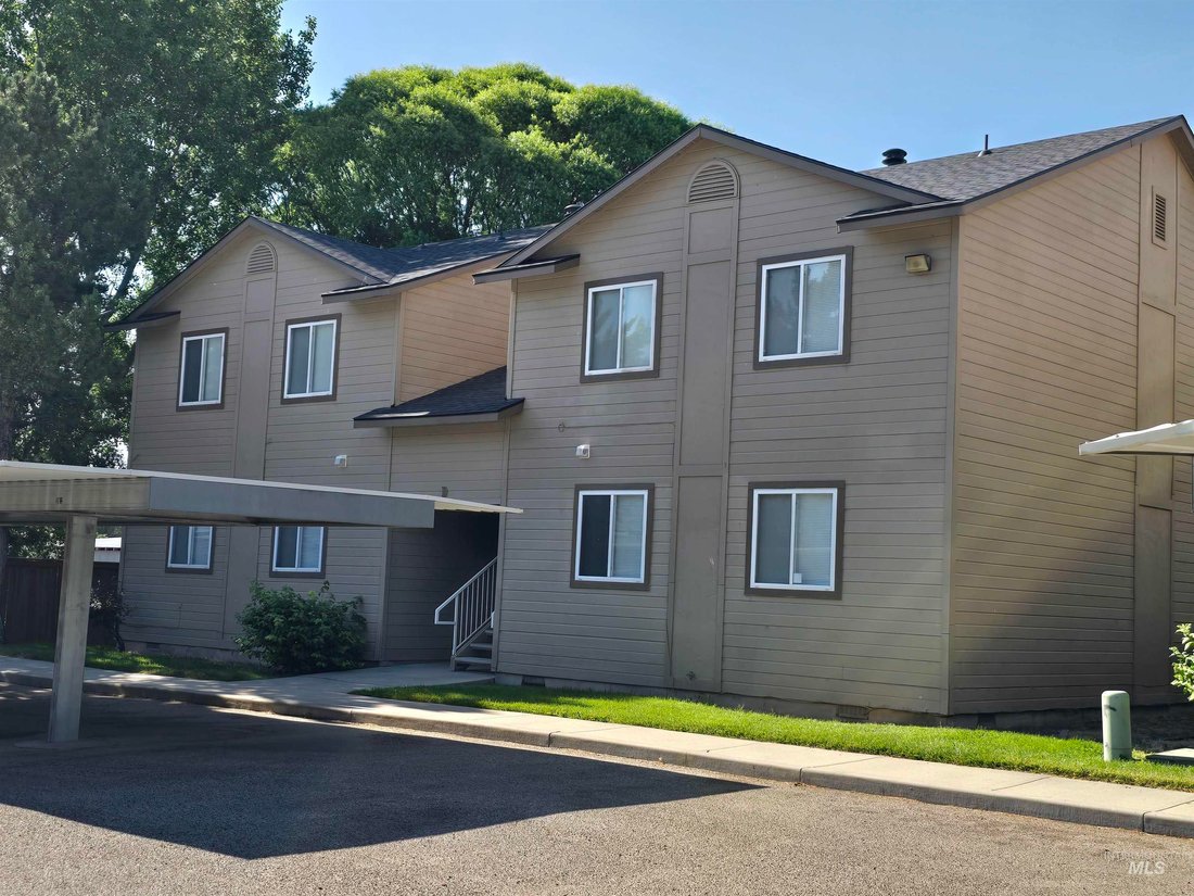 Apartment in Mountain Home, Idaho, United States 3 - 18248006