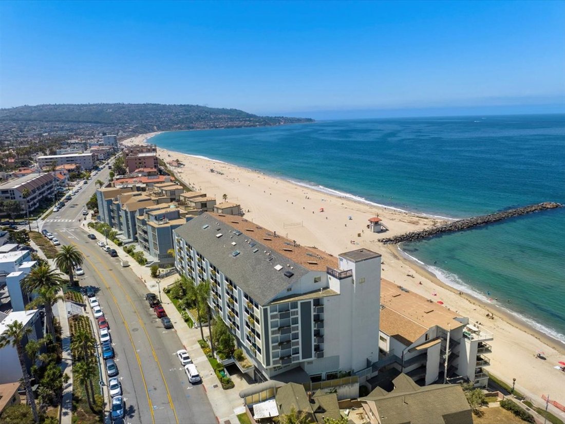 Condo in Torrance, California, United States 2 - 16848358
