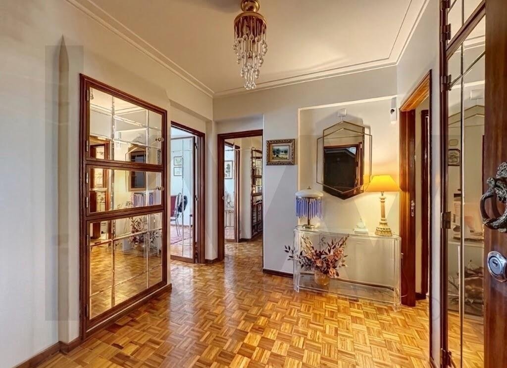 Apartment in Moscavide e Portela, Lisbon, Portugal 3 - 18248079