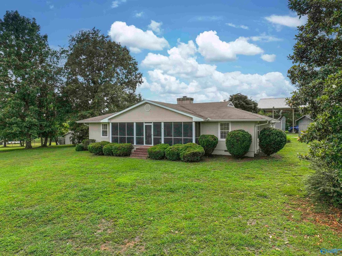 House in Guntersville, Alabama, United States 3 - 18248097