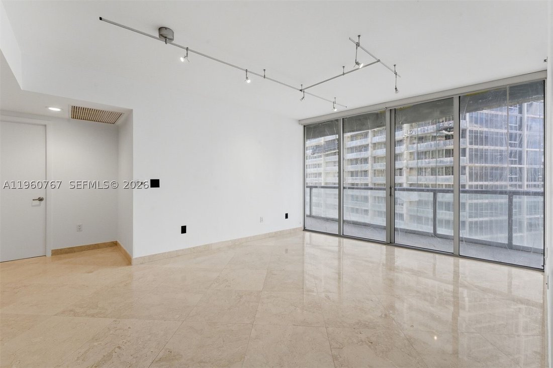 Condo in Miami, Florida, United States 3 - 17203744