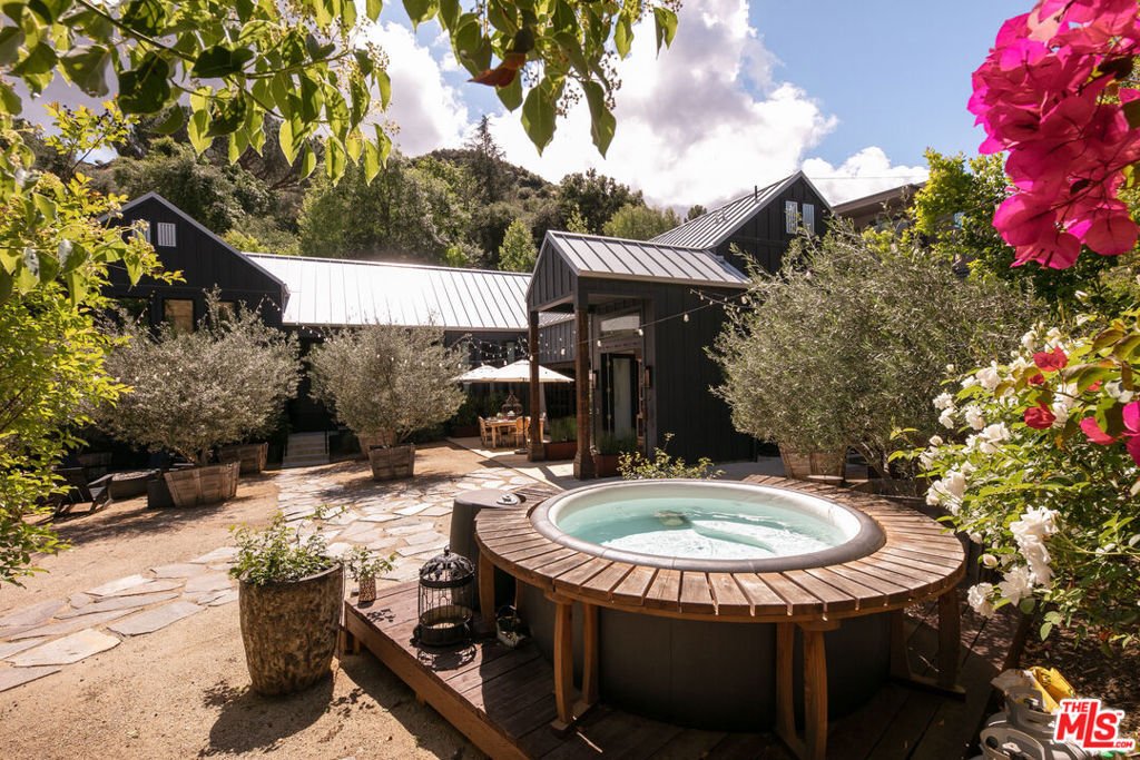 House in Agoura Hills, California, United States 1 - 18247648