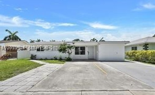 Haus in Hallandale Beach, Florida, Vereinigte Staaten 1