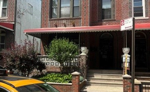 House in New York, New York, United States 1