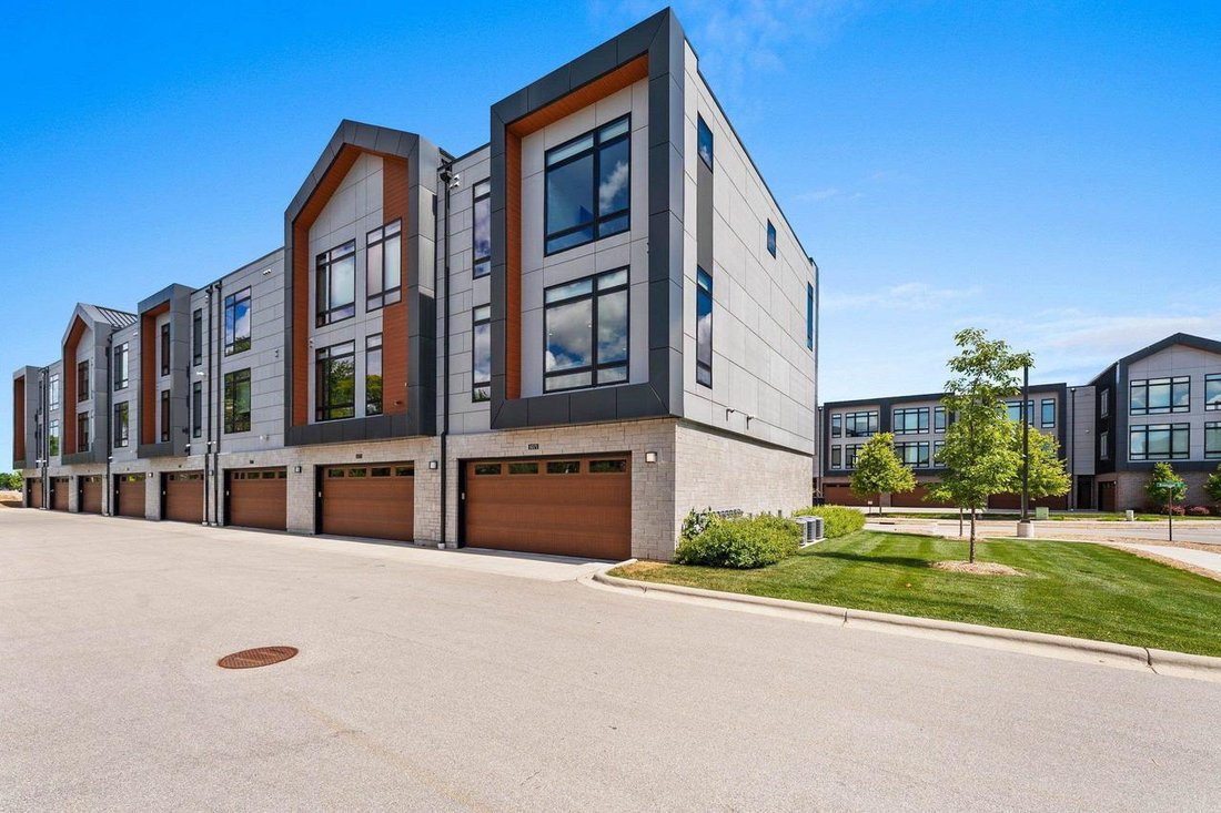 Condo in Ashwaubenon, Wisconsin, United States 5 - 17786617