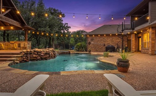 House in Lewisville, Texas, United States 1