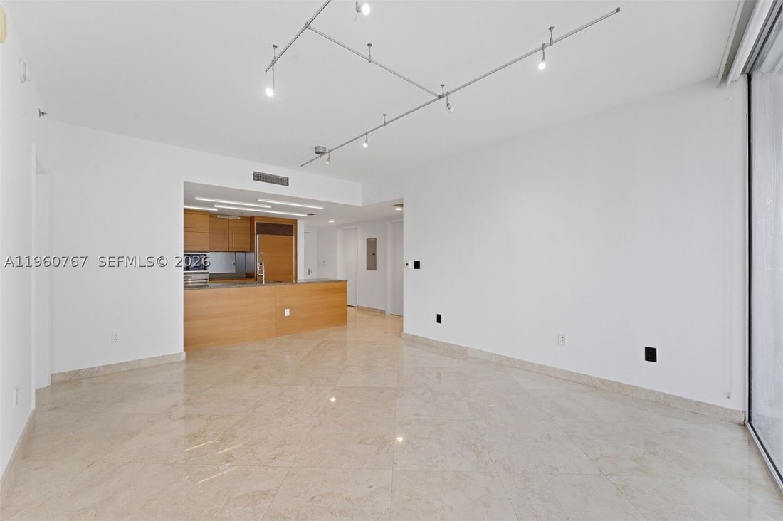 Condo in Miami, Florida, United States 2 - 17203744