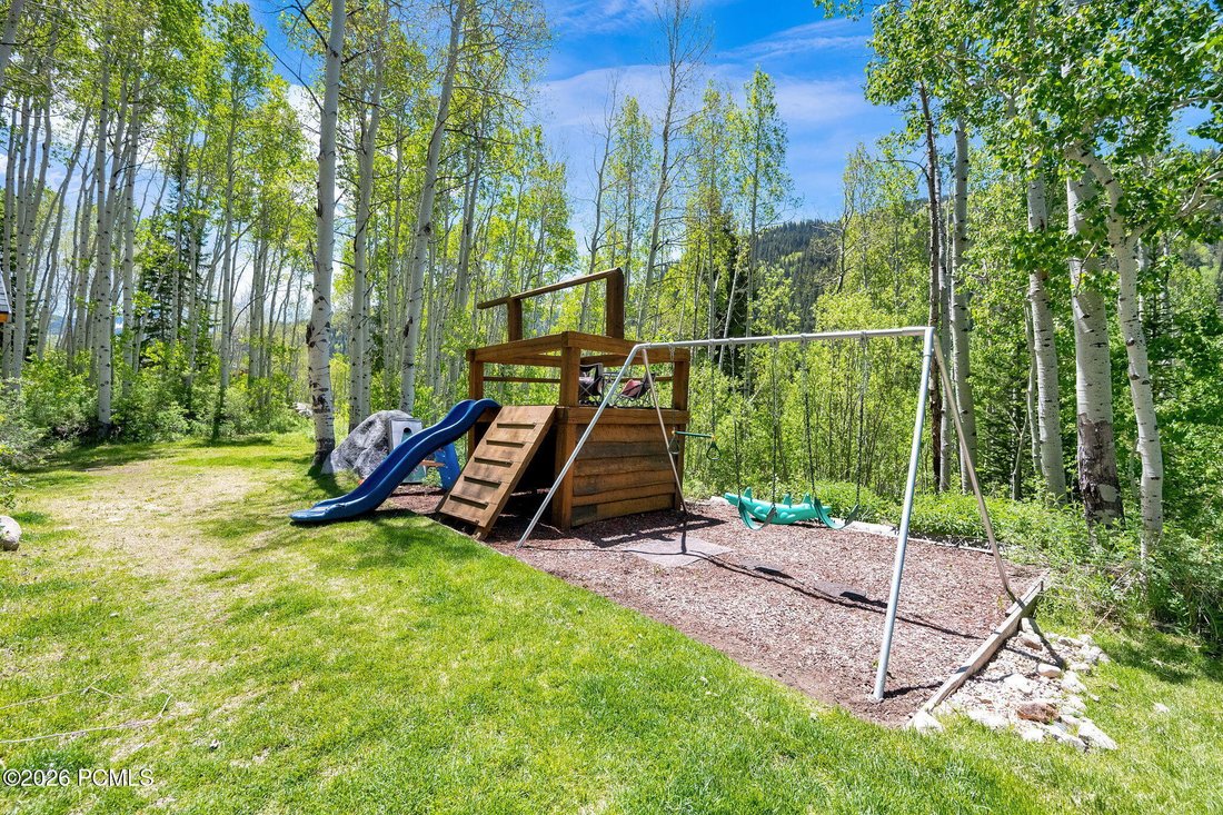 Cottonwood Heights, Utah, United States 5 - 17933167