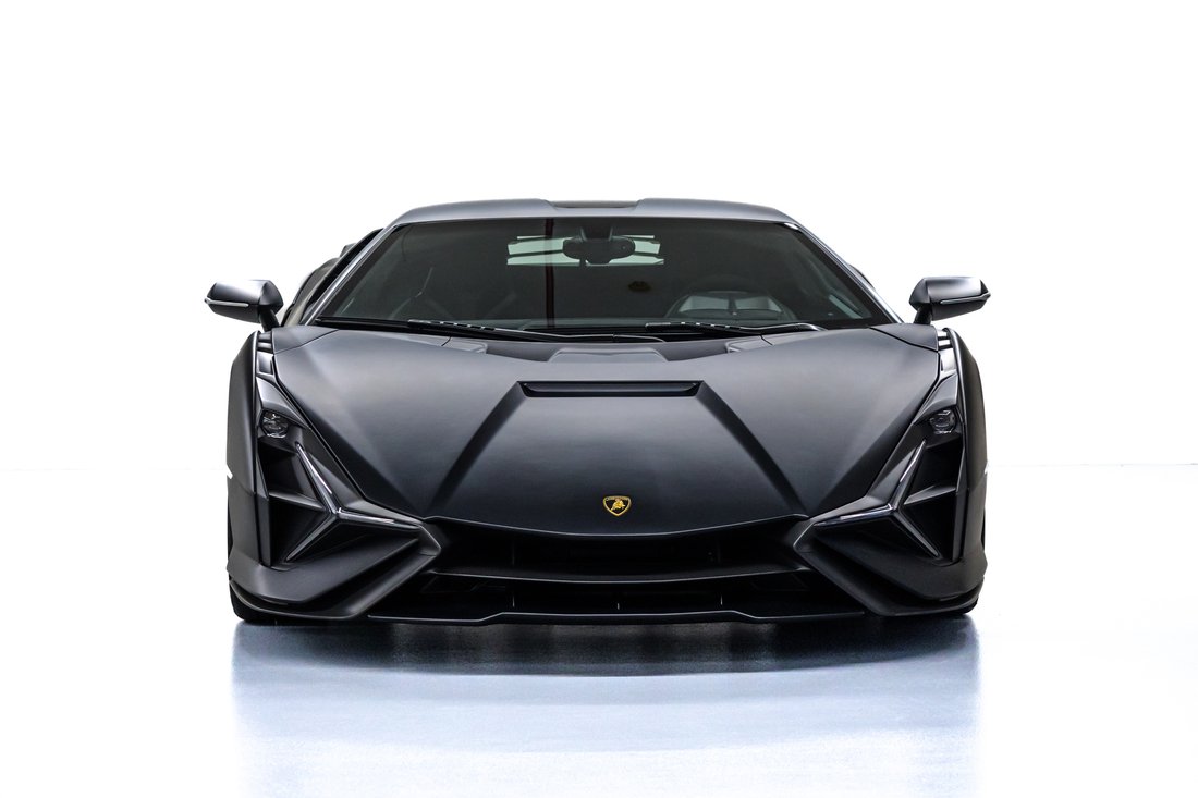 Coupe in Dubai, United Arab Emirates 2 - 18248500