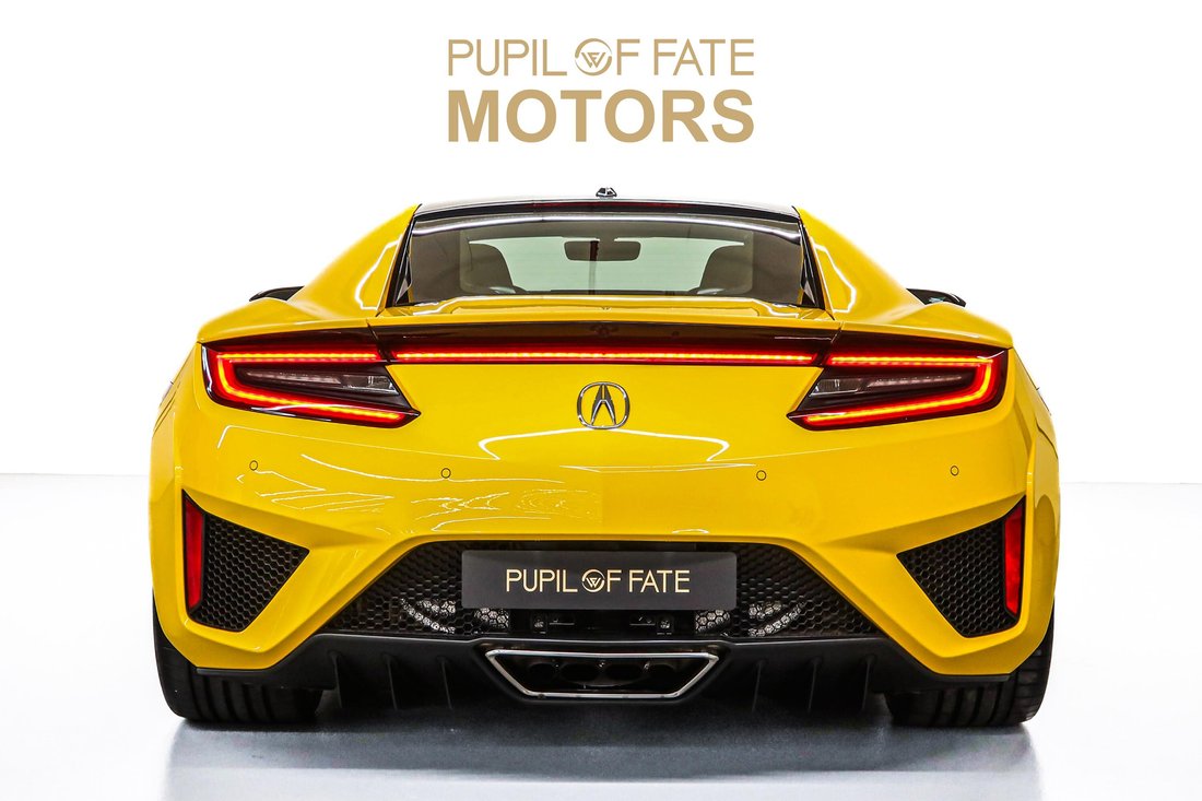Coupe in Dubai, United Arab Emirates 5 - 18248309