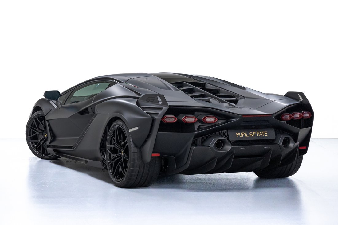 Coupe in Dubai, United Arab Emirates 5 - 18248500