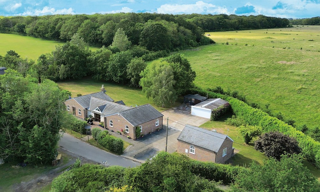 Bungalow in Hoath, England 1 - 18248373