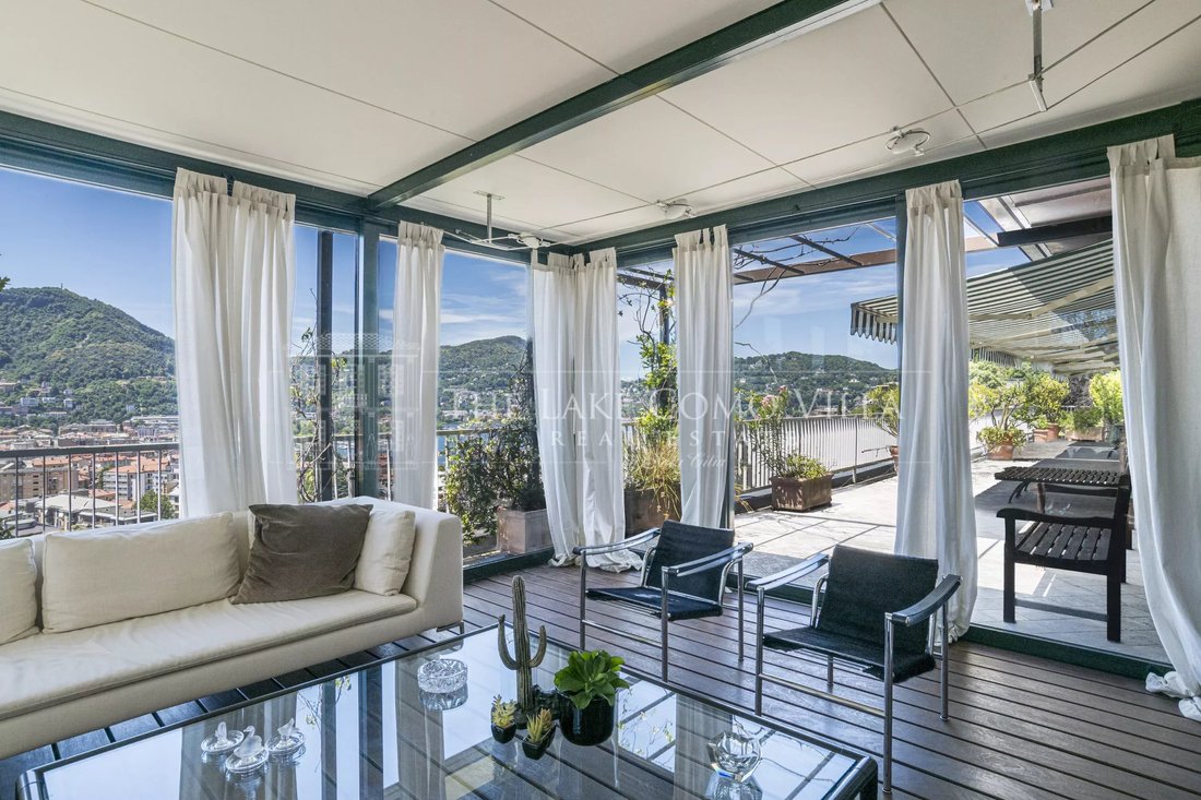 Apartment in Eastern Lake Center, Como, Lombardy 2 - 18248746