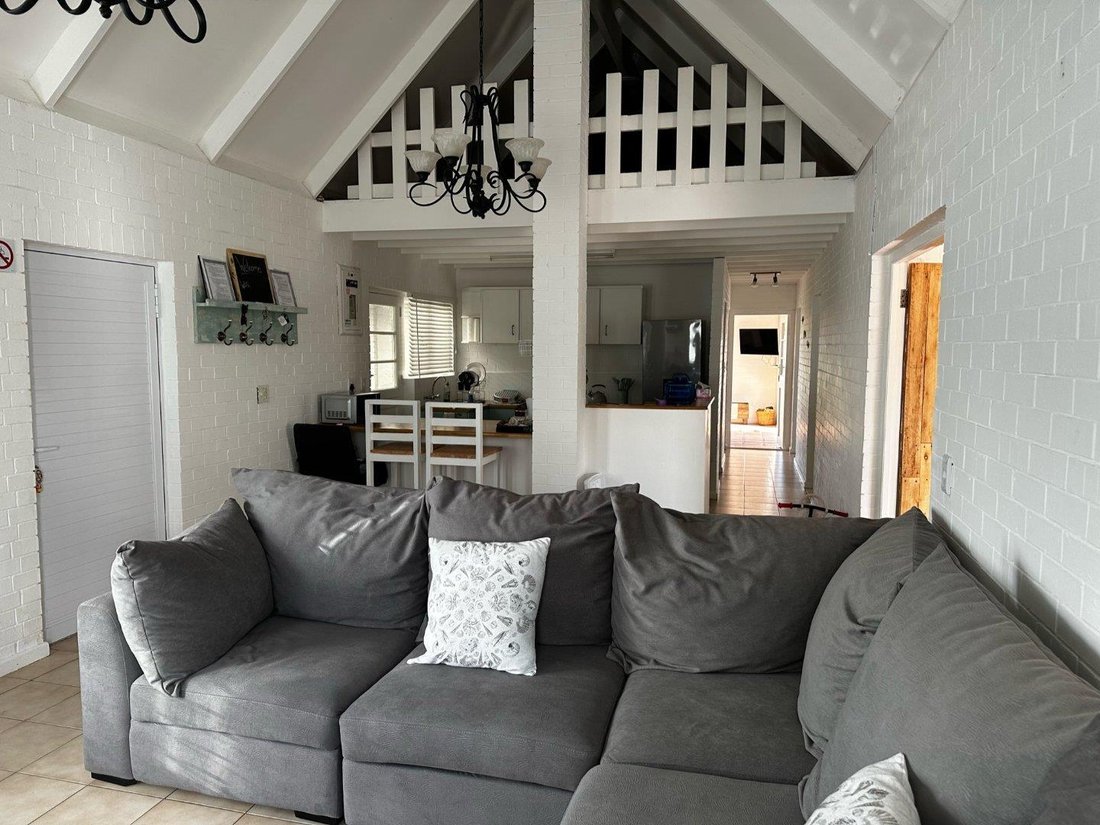 House in Grotto Bay, Western Cape, South Africa 2 - 18248388