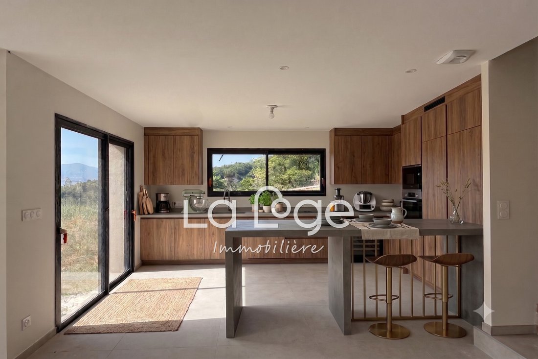 Villa in Neffes, Provence-Alpes-Côte d'Azur, France 5 - 17020557
