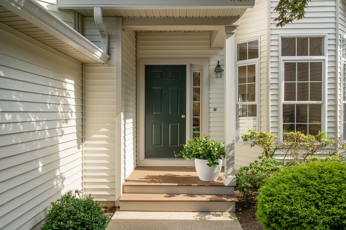 House in Milford, Massachusetts, United States 4 - 18248954