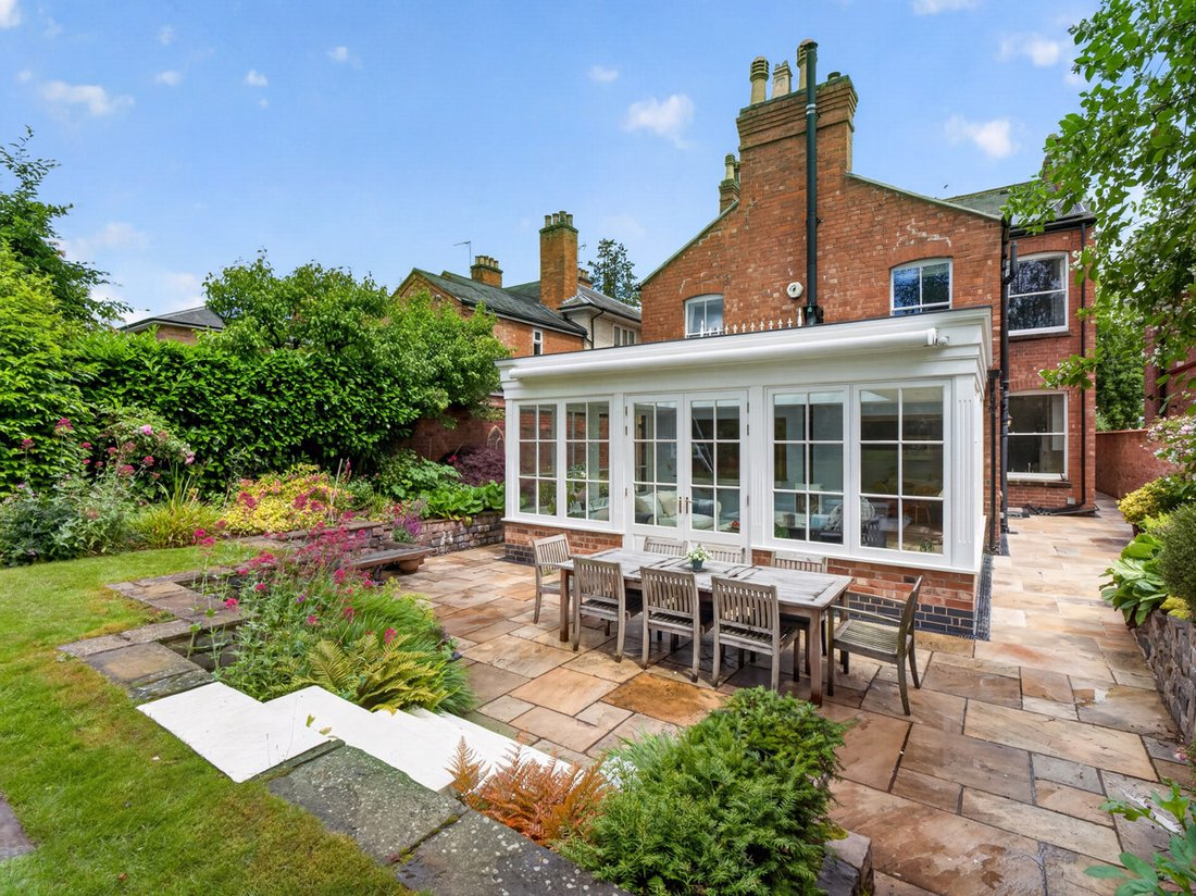 House in Leamington Spa, England 2 - 18248379