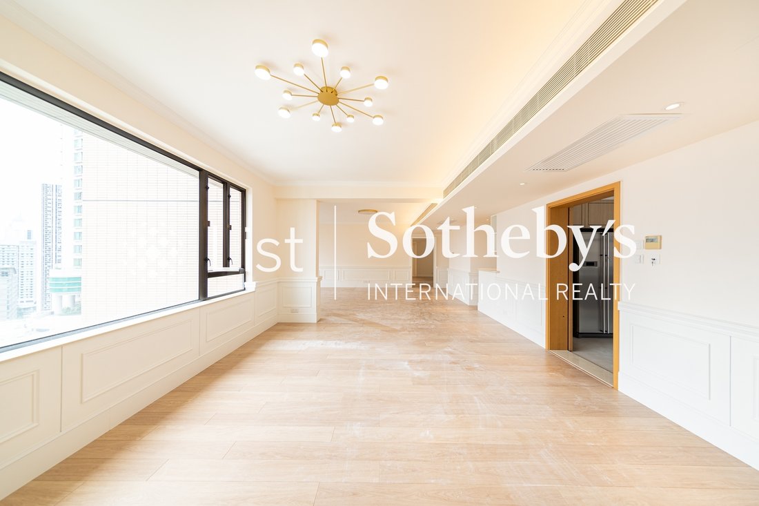 Apartment in Mid-Levels Central, Hong Kong 4 - 18248436
