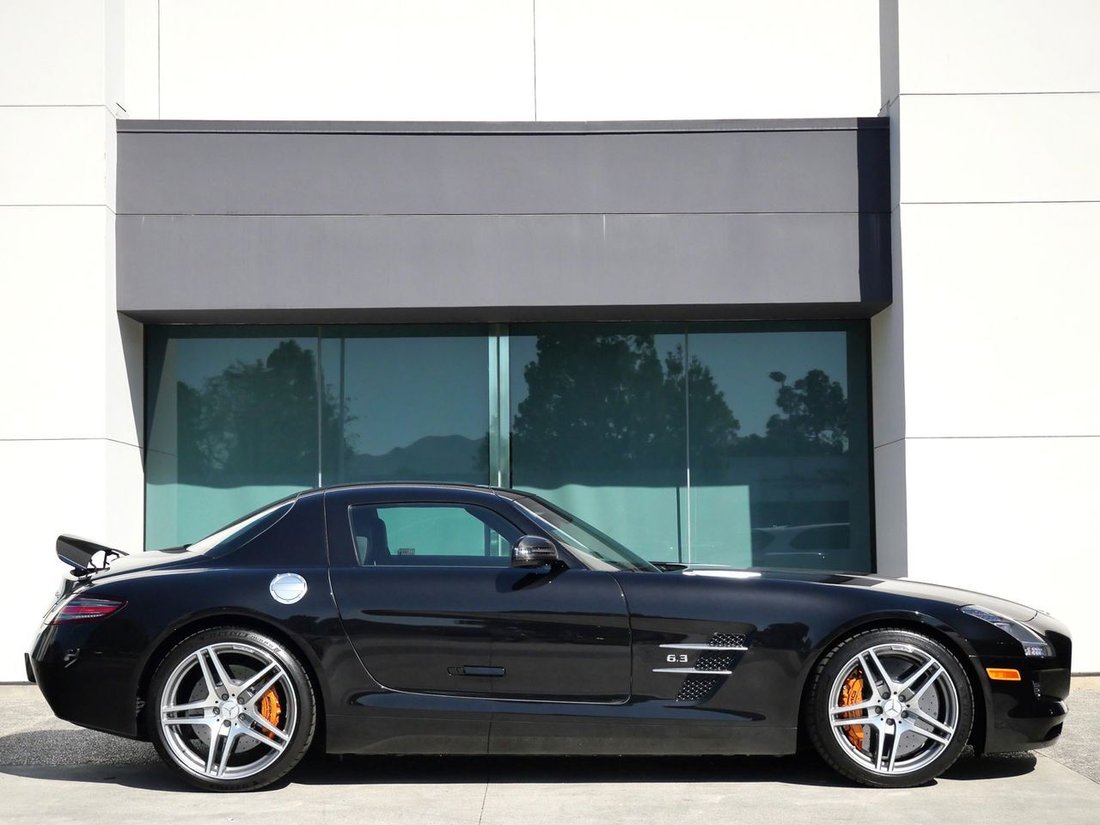 Coupe in Thousand Oaks, CA, United States 4 - 18248736