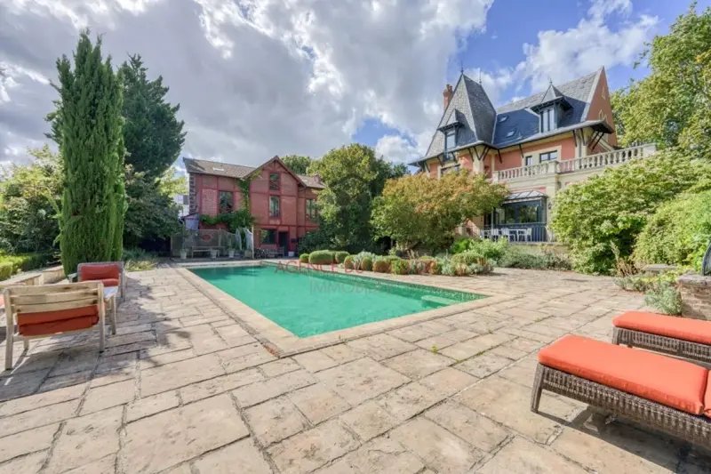 Villa in Centre Ville, Rueil-Malmaison, France 3 - 16079242