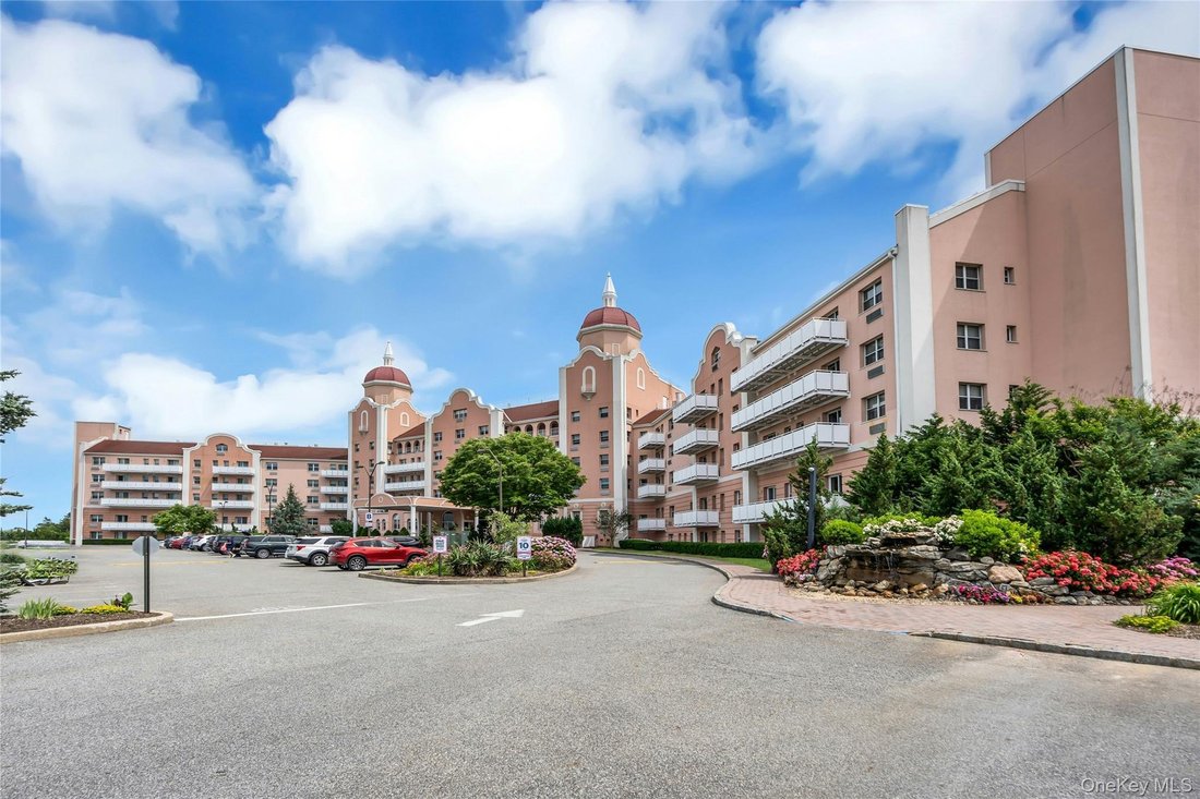 Condo in Long Beach, New York, United States 1 - 18205593