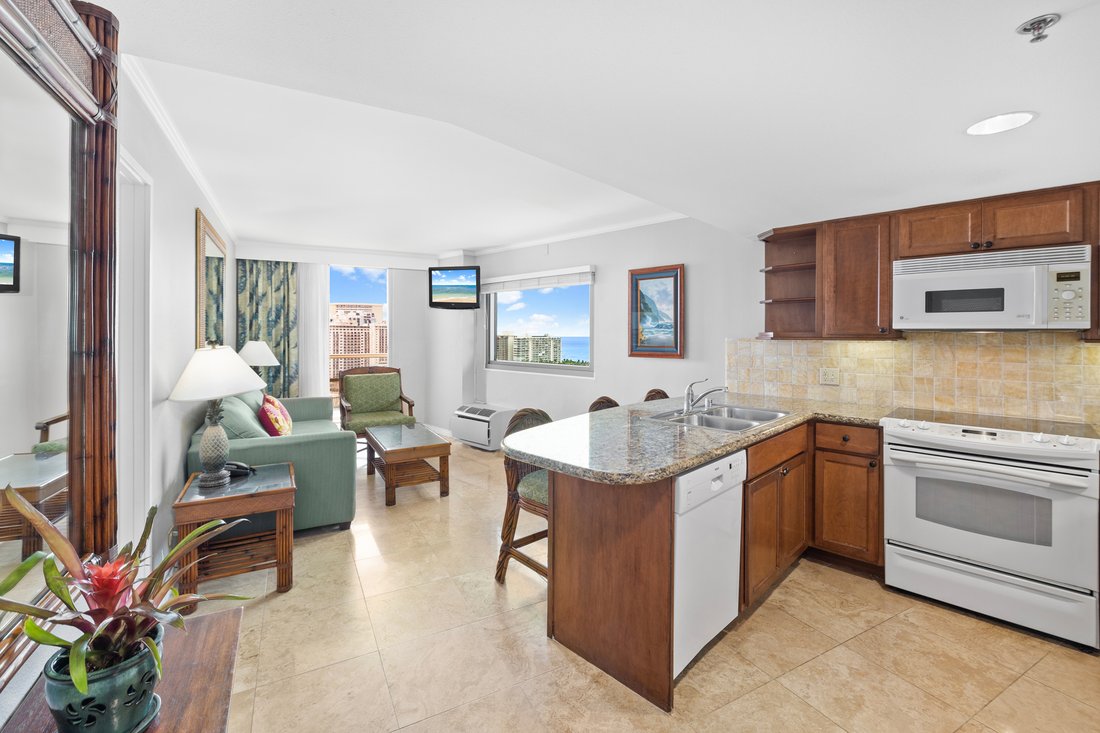 Condo in Honolulu, Hawaii, United States 5 - 18248823