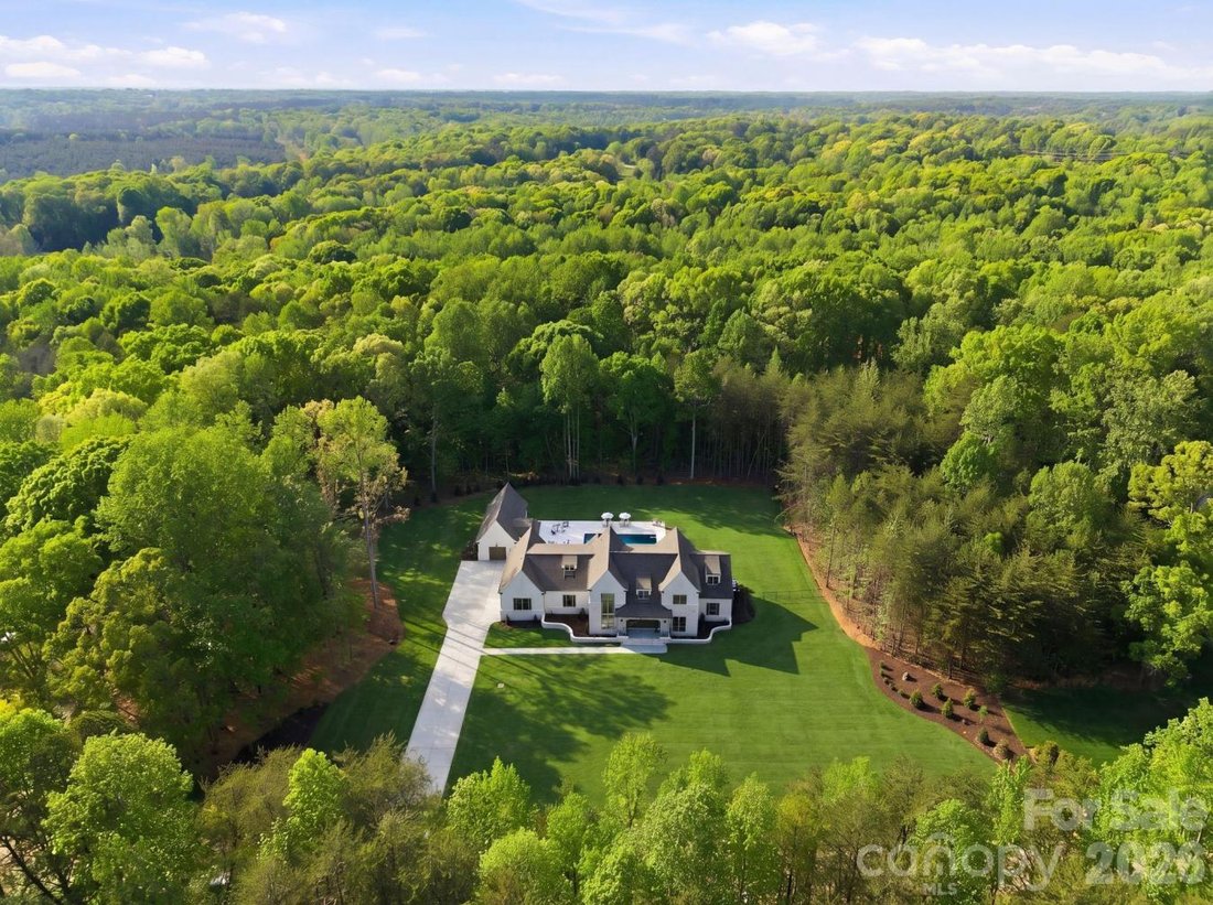 House in Davidson, North Carolina, United States 2 - 18248671