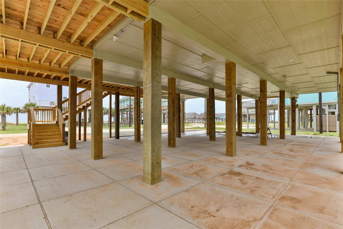 House in Freeport, Texas, United States 4 - 18248266