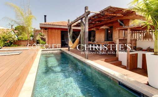 Villa in Anglet, Nouvelle-Aquitaine, France 1