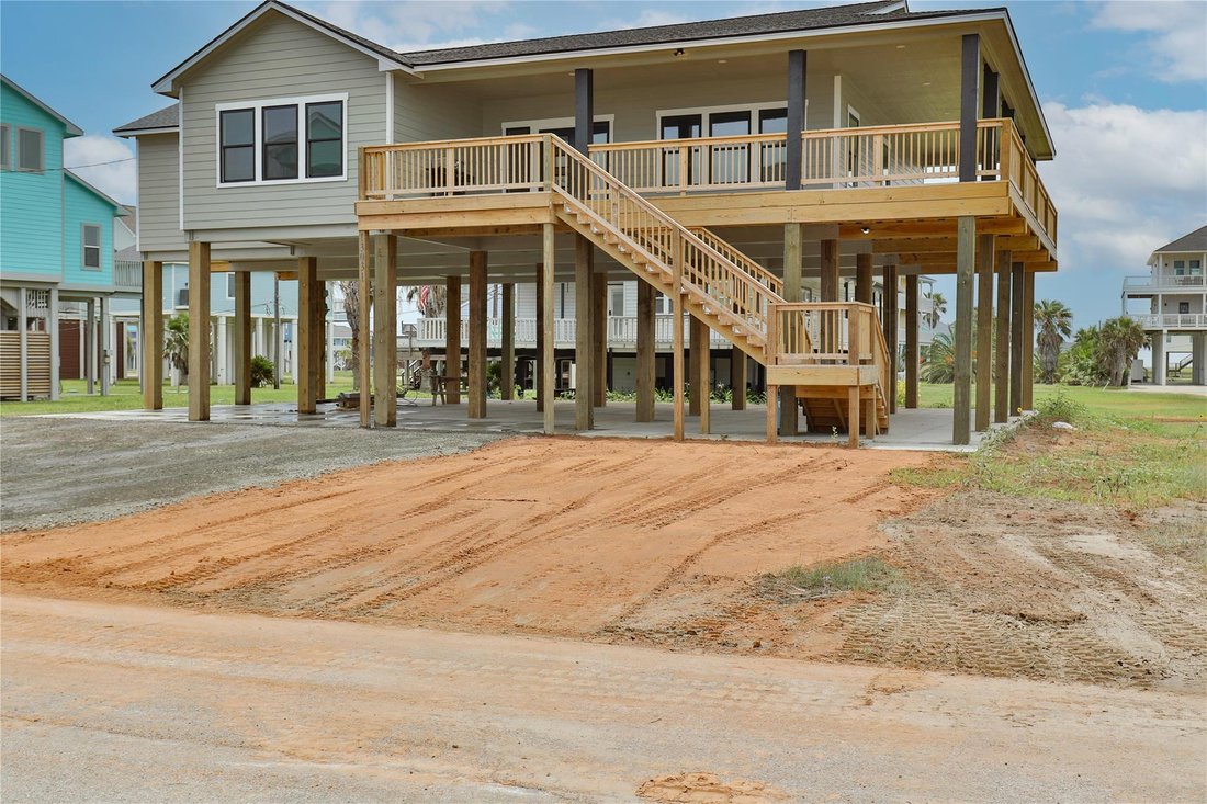 House in Freeport, Texas, United States 1 - 18248266