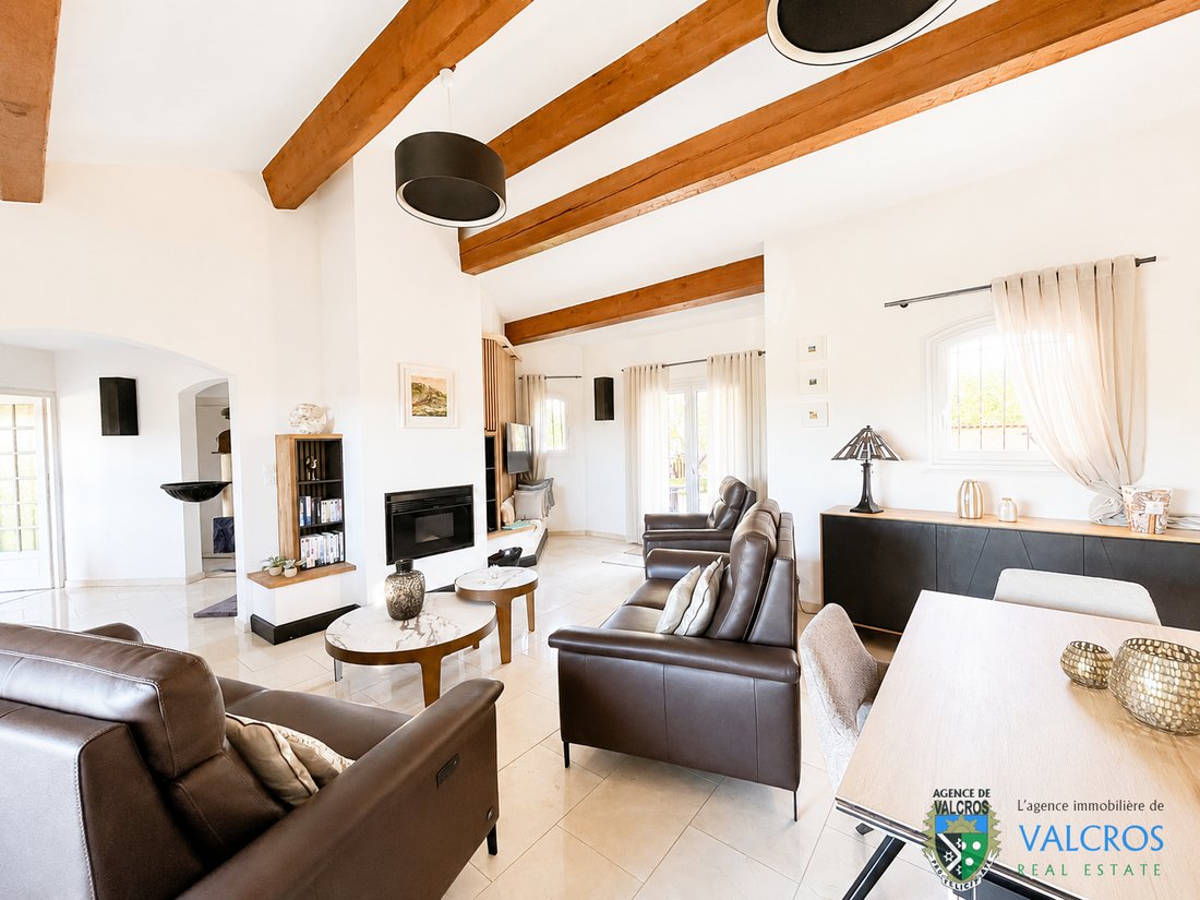 Villa in La Londe-les-Maures, Provence-Alpes-Côte d'Azur, France 4 - 17693164