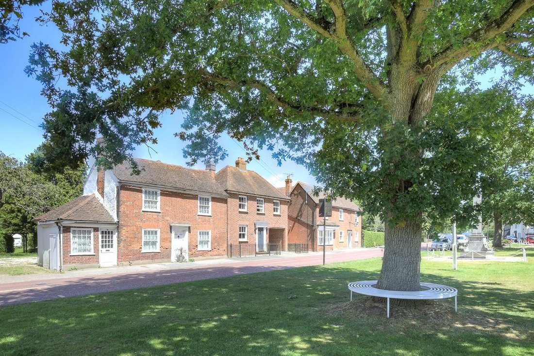 House in Stock, England 5 - 18248369