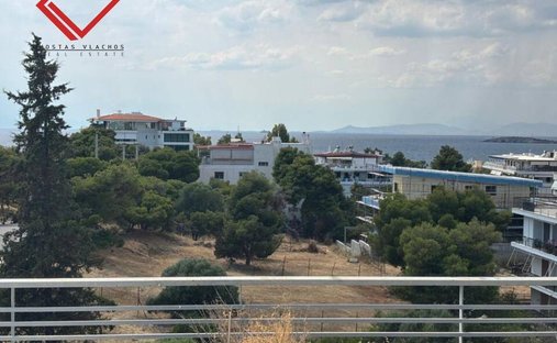 Apartment in Vouliagmeni, Attica, Greece 1